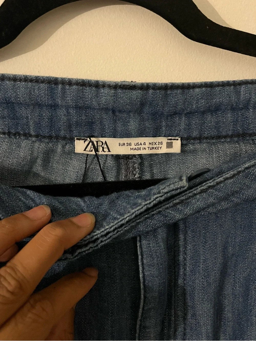 Zara 100% cotton soft denim wide leg pants size 4